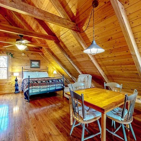 Lazy Bear Lodge Sevierville Exterior foto